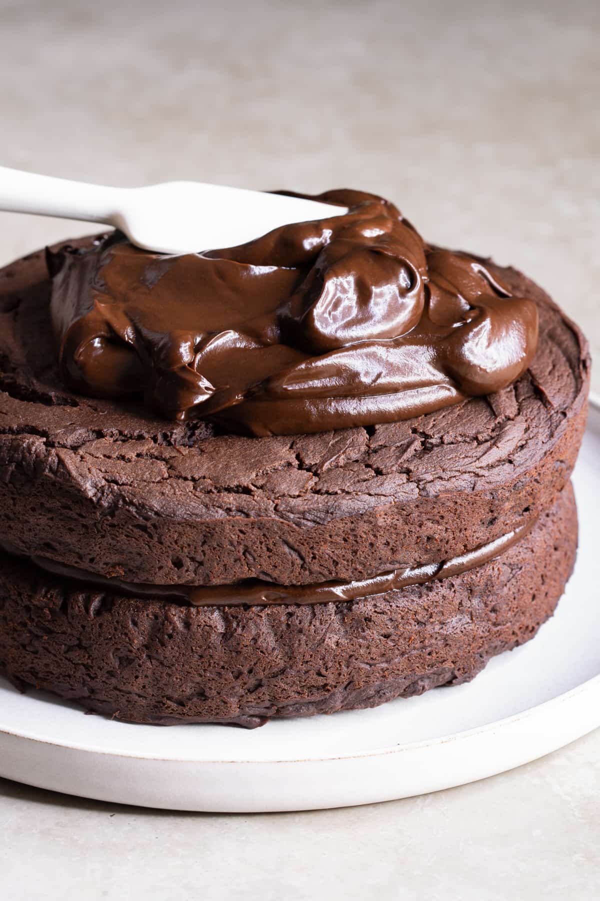 Vegan avocado chocolate frosting without butter