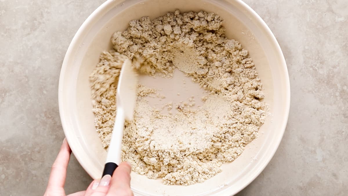 Mix the ground almonds with egg white powder and salt for the protein bars