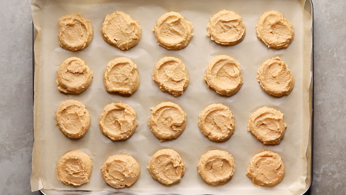 Shape the chickpea fritter batter into rounds