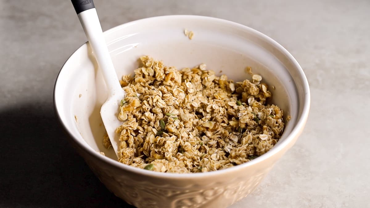 Mix the ingredients for the granola clusters