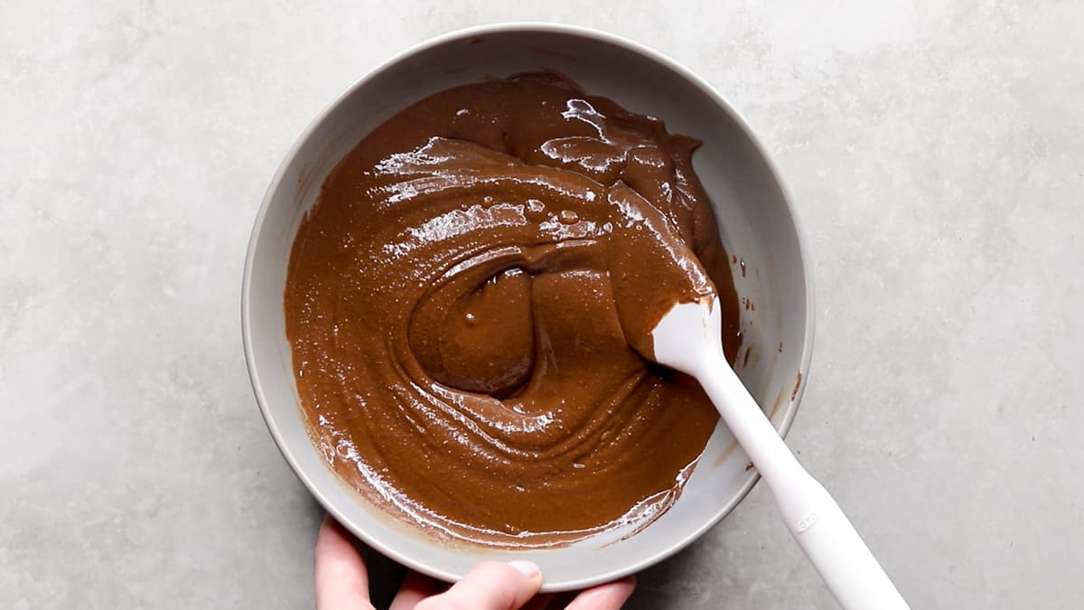 Prepare the chocolate fudge frosting